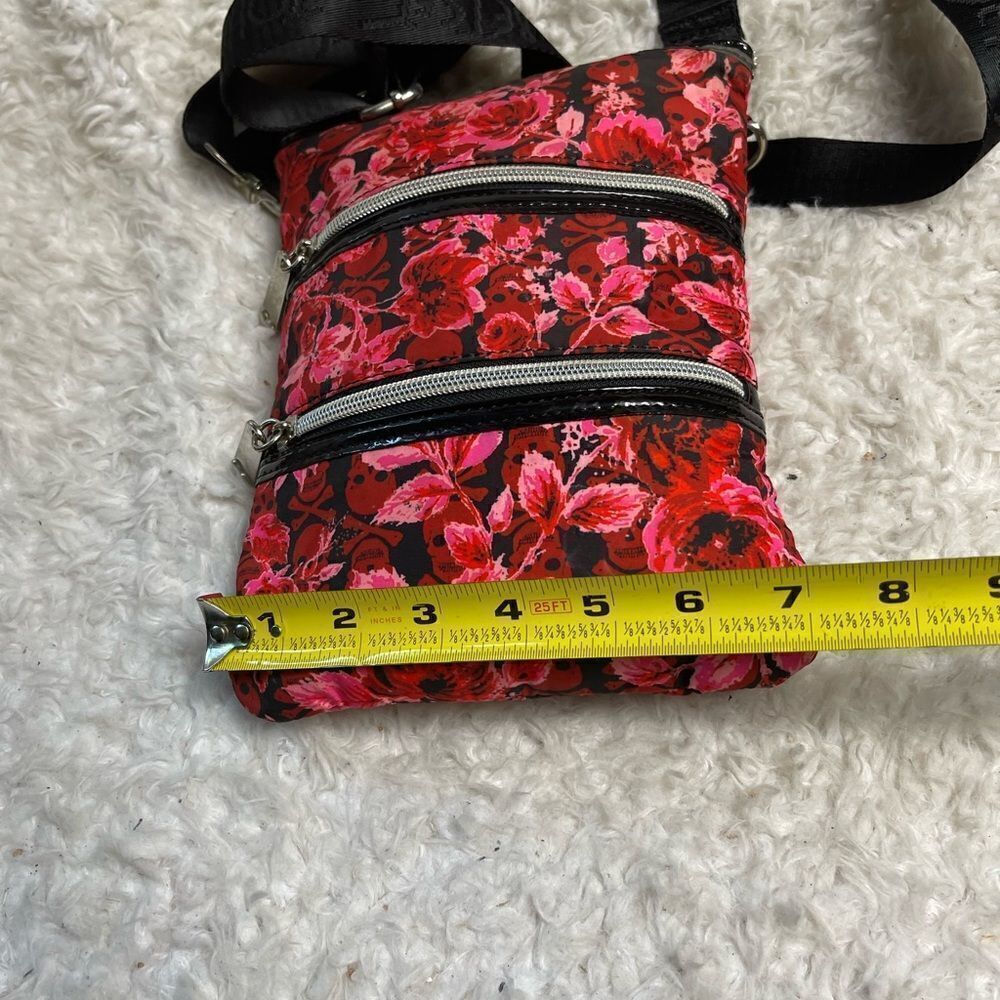 Betsey Johnson Nylon pink ,Red Flowers & skulls Small crossbody bag black trims - Picture 11 of 13